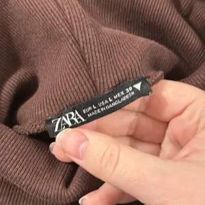 Zara Athleisure Chocolate Brown Cobination Turtleneck shirttail Sweatshirt Sz L thumbnail 8