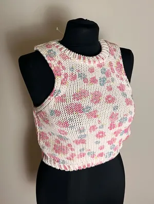 Zara Floral Knit Crop Tank Top - Pink Multi NWT thumbnail 1