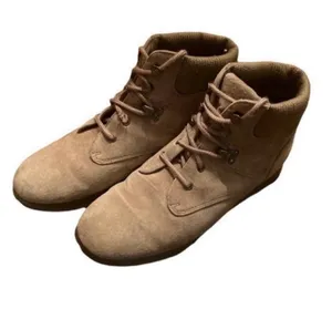 Hush Puppies Waterproof Leather Boots Bostin Size 7.5 thumbnail 1