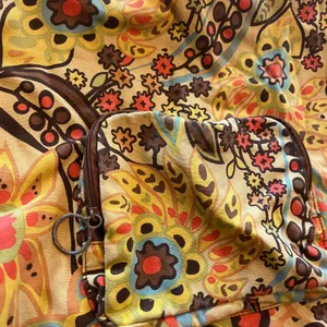 Vera Bradley Retired Provencal Drawstring Backpack Cinch Bag Yellow Paisley thumbnail 2