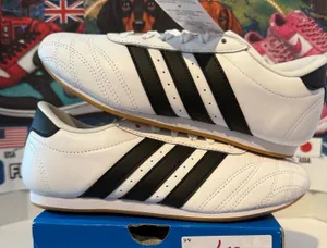 Women’s Adidas Taekwondo Lace size 6W with spare laces thumbnail 1