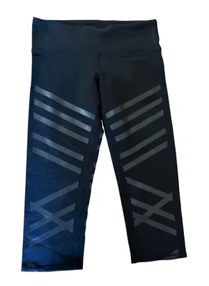 ALO Black Capri Leggings Size‎ Small thumbnail 1