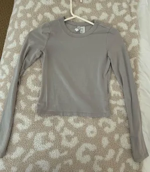 Long sleeve thumbnail 1