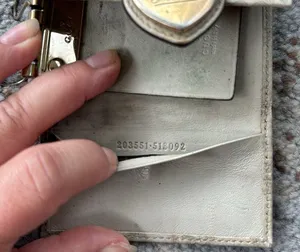 GUCCI Heart Leather Embossed 6 Key Holder Guccissima Beige Gold thumbnail 6