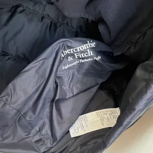 ABERCROMBIE & FITCH Lightweight Packable Puffer Black Large thumbnail 6