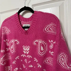 American Eagle pink crewneck oversized sweater paisley western size medium‎ thumbnail 3