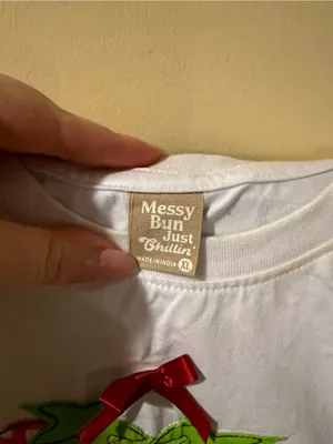 Girls White Tee with Strawberry Size XL thumbnail 2