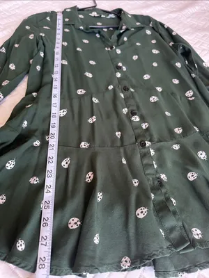 Anthropologie 11-1-Tylho Lakin Green Tunic Ladybug Button Down Shirt Size Small thumbnail 6