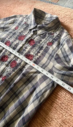 Plaid Embroidered Rose Tunic Shirt Size M High Low Button Front Boho thumbnail 4