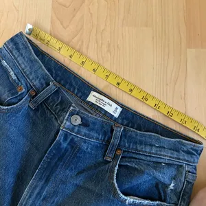 ABERCROMBIE & FITCH 90s Straight Ultra High Rise Jeans‎ Size 10/30 Short thumbnail 6