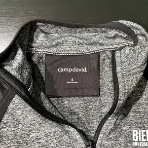 Women’s Camp David Anheuser Busch Biergarten Heather Gray Quarter Zip Jacket Small thumbnail 4