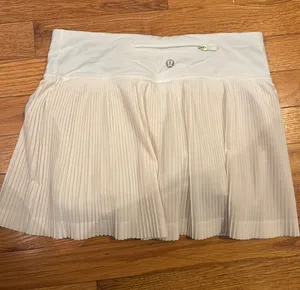Lululemon Skirt thumbnail 2