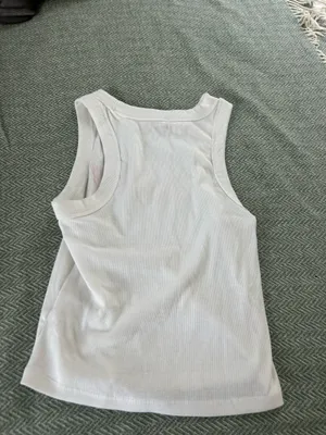Old Navy White Tank Top Women’s thumbnail 3