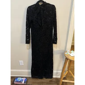 ALOHAS Tiban Black Lace Maxi Dress Mock Neck Bow Size Medium Velvet Long Sleeve thumbnail 5