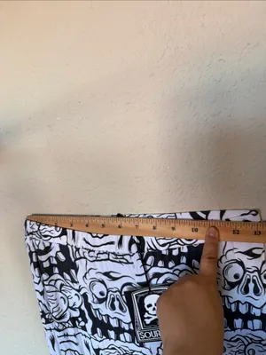 NWT White & Black Melting Monsters Leggings size L‎ thumbnail 6