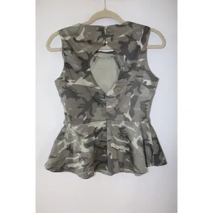 Camo peplum top Green Size M thumbnail 4
