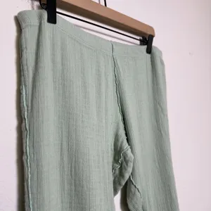 Free‎ People Women Cotton Pants Medium Sage Green Flare Lettuce Edge Gauze thumbnail 3