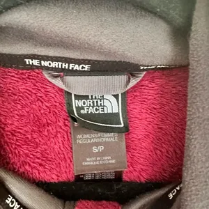The North Face Maroon Osito Patterned Jacket Size Small thumbnail 2