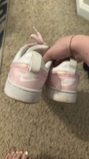 Nike Pink Dunk thumbnail 3
