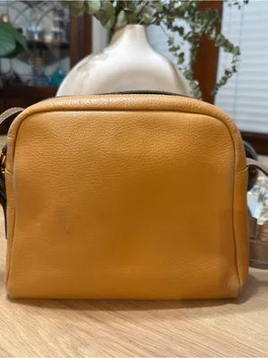 Loewe Vintage Anagram Embossed Camel Gold Leather Camera Shoulder Bag Amazona thumbnail 10