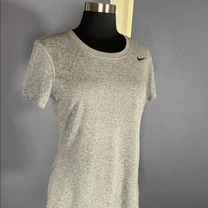 Nike Women’s Gray Dri-Fit Training T-Shirt Short Sleeve 453181-091 Size M NWT thumbnail 2