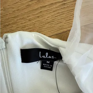 Lulu's - Flawless Entrance Pearl Organza Bow Strapless Mini Dress in White thumbnail 4
