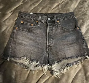 Levi’s 501 Shorts High-Rise thumbnail 1