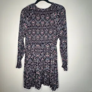Lovestitch Smocked Mini Dress Size Large thumbnail 3