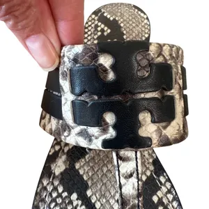 Tory Burch Leigh Thong Sandals 8.5‎ Roccia Snakeskin Black Logo thumbnail 12