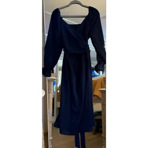 NEW Navy Blue Wrap Cut Out Tie Back Midi Dress L thumbnail 4