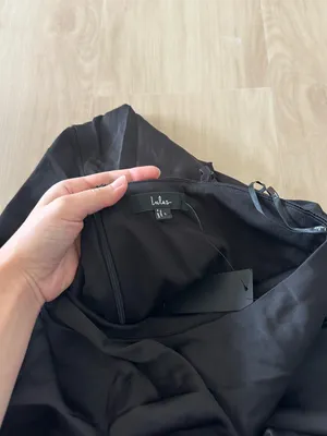 LULU’S Signature Elegance Black Satin One-Shoulder Maxi Dress thumbnail 7