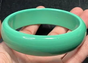 Vintage Light Teal Green Lucite Bangle Bracelet Minimalist Unsigned 8.5 Retro thumbnail 1