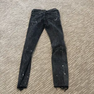 Zara Black Distressed Women's Jeans thumbnail 2