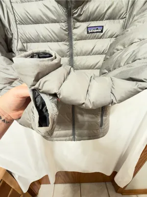 Patagonia Women’s Nano Puff Jacket - size XS thumbnail 5