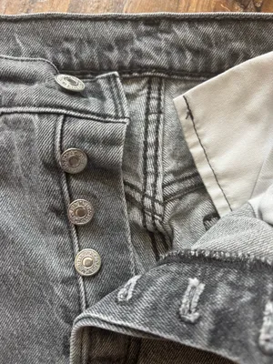 Levi’s Straight Leg Jeans thumbnail 2