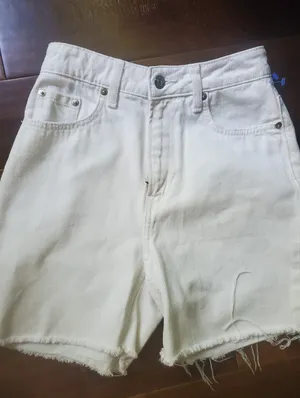 H&M Divided Longer 5inch White Denim Shorts - DIVIDED Size 2 thumbnail 1