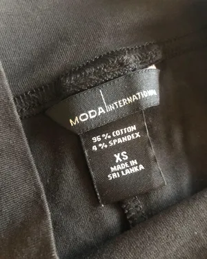 Skirt From Victoria’s Secret Moda International Brand thumbnail 2