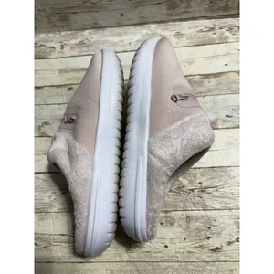 Nike Burrow Slippers Women's Size 8 Pink White Shoes Plush Comfy Slip-on thumbnail 8