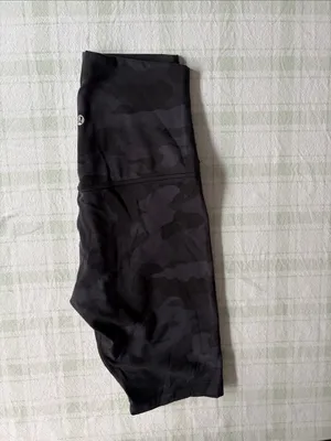 Lululemon Align High-Waist Camo Bike Shorts - Black/Grey thumbnail 5