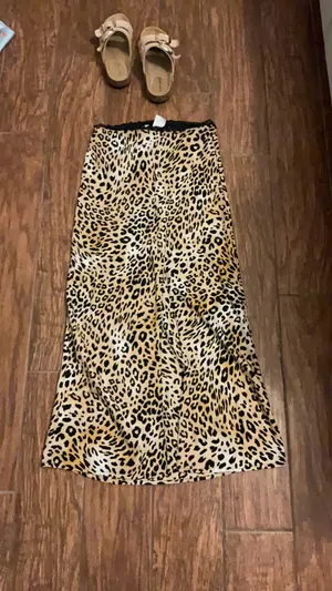 No Boundaries Cheetah skirt thumbnail 2