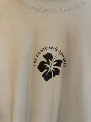 Gildan Hawaiian Sweatshirt thumbnail 5