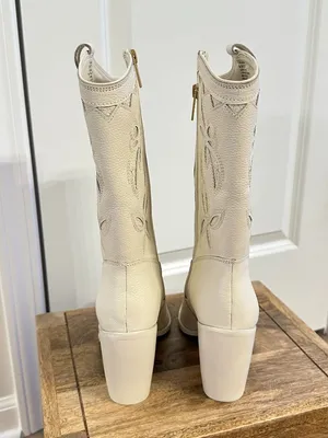 VINCE CAMUTO Alisah Square Toe Western Boot in Rich Cream Size US 8.5 thumbnail 5