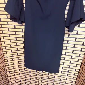 Chelsea28 Black Off Shoulder Dress Size 6‎ thumbnail 4