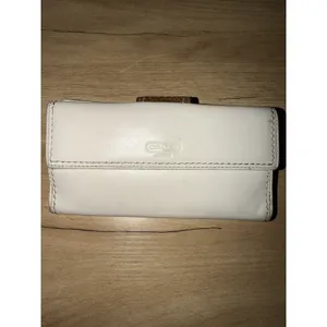 Coach Cream Leather Trifold Wallet Brown Snakeskin Turnlock Y2K Vintage Style M thumbnail 2