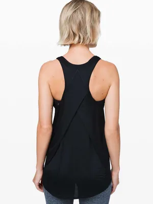 Lululemon Essential Tank Pleated in Black thumbnail 2
