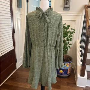 NWOT Green Polka Dot Dress thumbnail 4
