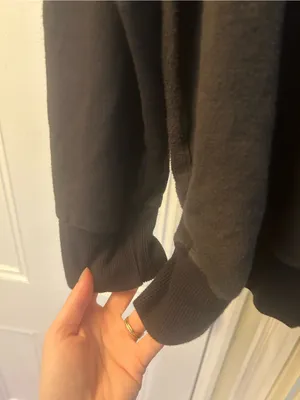 ☀️3/$25 Monrow raglan sweater crewneck sweatshirt xl black color block thumbnail 4