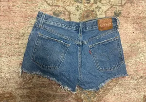 Levi’s 501 Shorts thumbnail 2