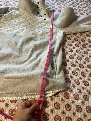 Abercrombie & Fitch Asymmetrical Quilted Fleece Pullover Ivory size small thumbnail 7