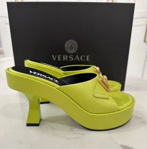 Sandals thumbnail 2